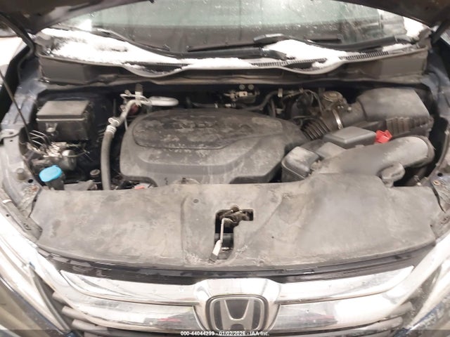 Honda Odyssey Touring 2018 5FNRL6H81JB010177 Image 10
