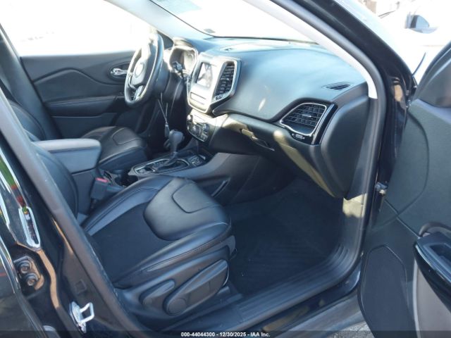 2021 JEEP CHEROKEE 1C4PJLLB8MD173435 Photo 4