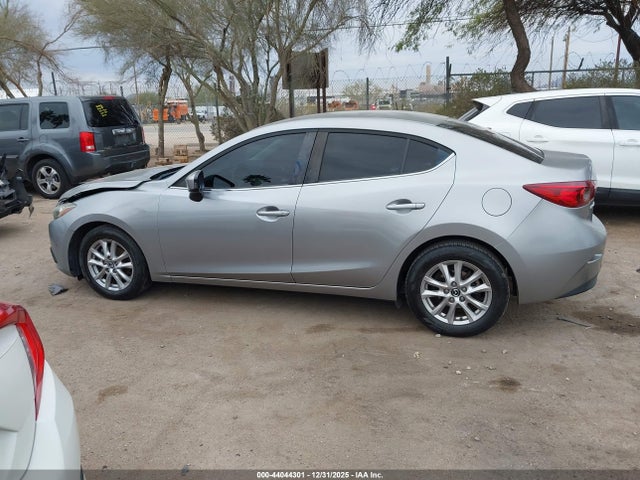 JM1BM1U71G1330518 Mazda Mazda3 I Sport