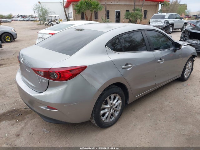 JM1BM1U71G1330518 Mazda Mazda3 I Sport
