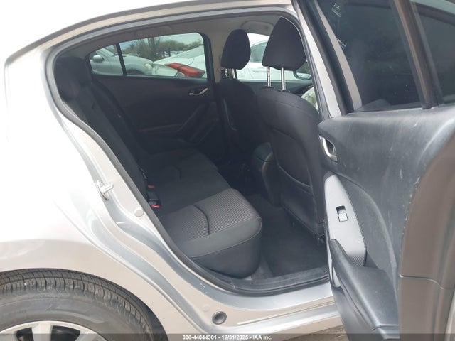 JM1BM1U71G1330518 Mazda Mazda3 I Sport