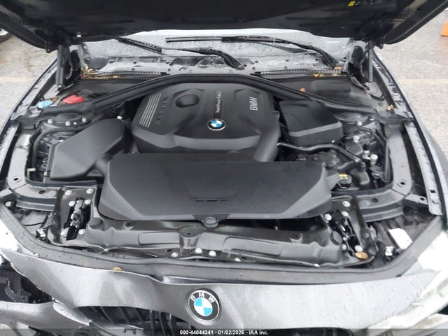 WBA8B9C56JEE81143 BMW 330I