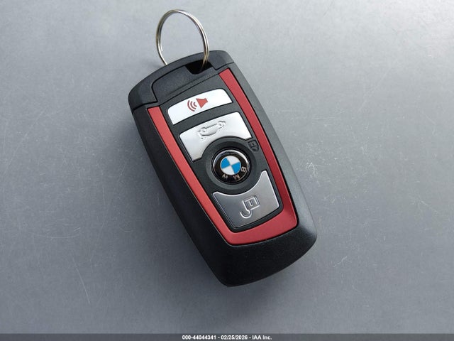WBA8B9C56JEE81143 BMW 330I