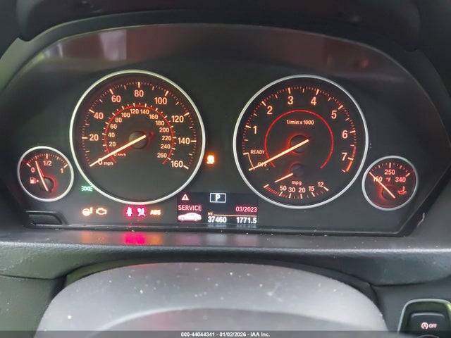 WBA8B9C56JEE81143 BMW 330I