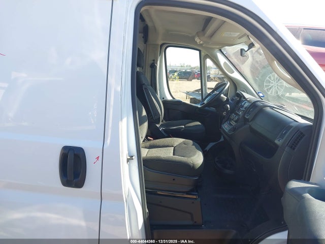 44044360 :رقم المزاد ، 3C6ERVCG7ME505622 vin ، 2021 Ram Promaster 2500 High Roof 136 Wb مزاد بيع