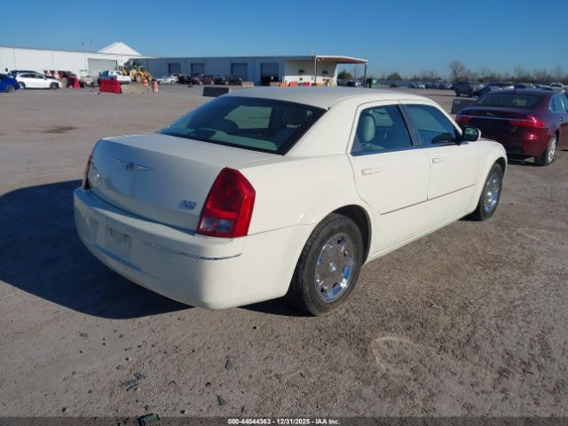 2005 CHRYSLER 300 2C3JA53G45H114386 Photo 3