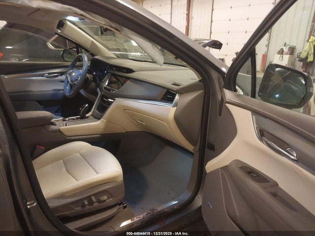 2021 CADILLAC XT5 1GYKNDRS8MZ134885 Photo 4