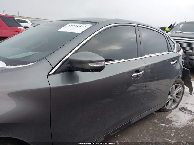 2015 Nissan Altima 2.5 Sl მანქანა იყიდება აუქციონზე, vin: 1N4AL3AP8FN405405, აუქციონის ნომერი: 44044471