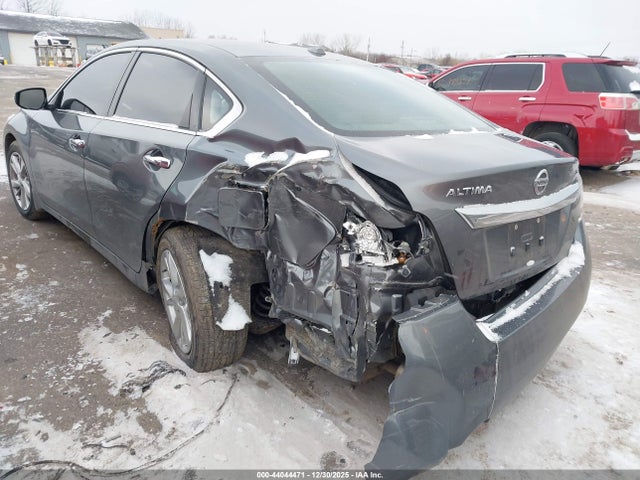 2015 Nissan Altima 2.5 Sl მანქანა იყიდება აუქციონზე, vin: 1N4AL3AP8FN405405, აუქციონის ნომერი: 44044471