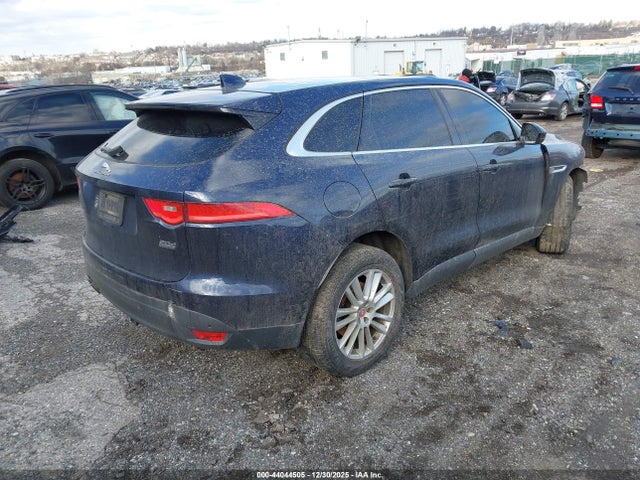 2018 JAGUAR F-PACE SADCK2FN2JA251978 Photo 3