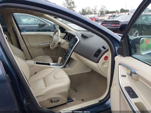 2010 VOLVO XC60 YV4992DZXA2101874 Photo 4
