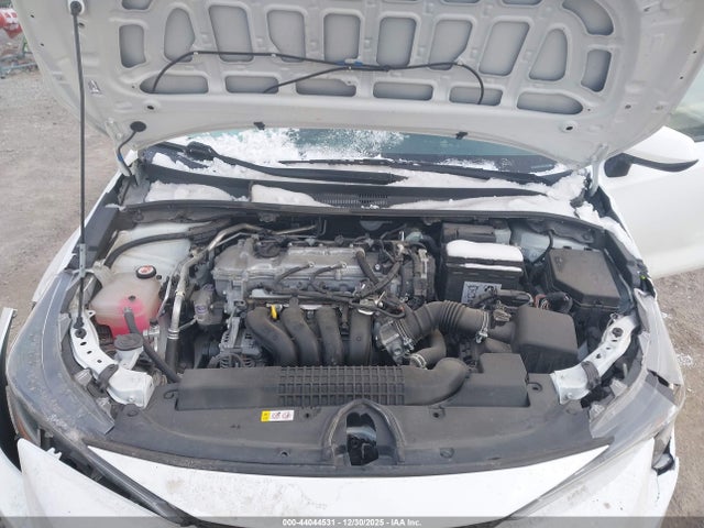 5YFEPMAE7MP216961 Toyota COROLLA LE