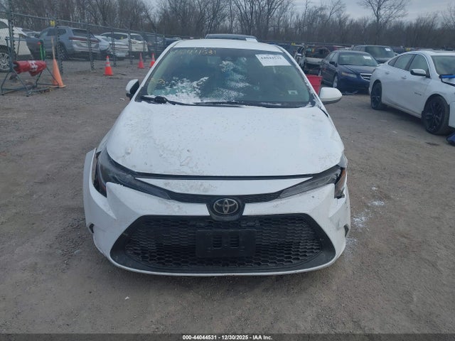 5YFEPMAE7MP216961 Toyota COROLLA LE