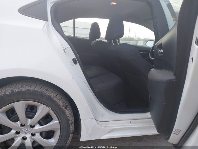 5YFEPMAE7MP216961 Toyota COROLLA LE