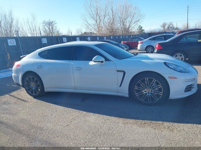 WP0BB2A7XEL064059 Porsche Panamera 4s Executive