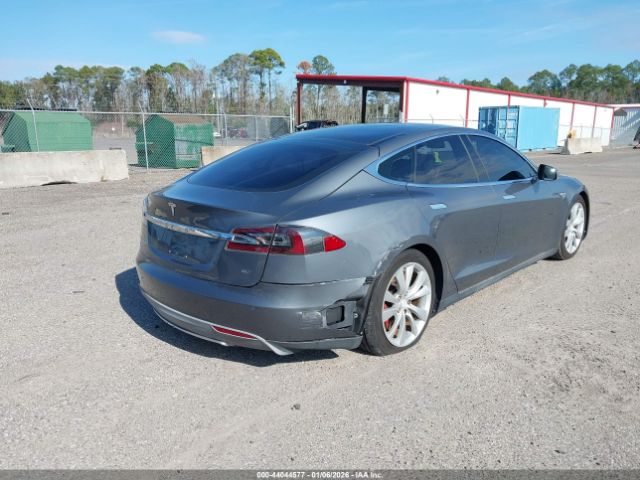 2013 TESLA MODEL S 5YJSA1DN9DFP25296 Photo 3