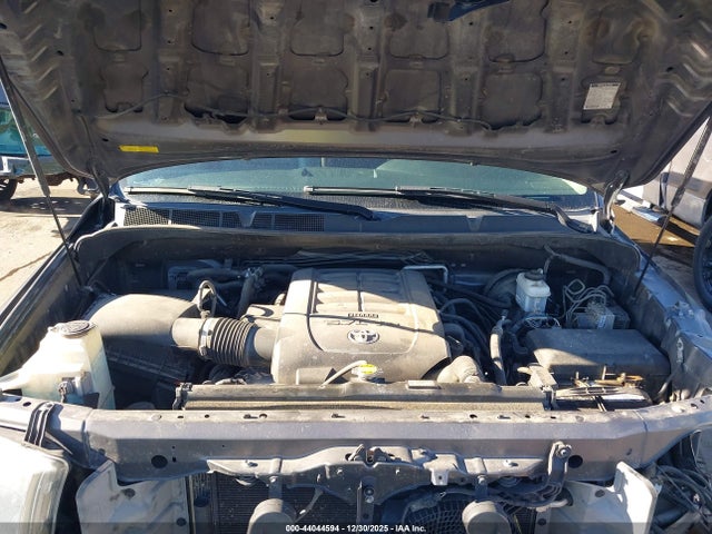 5TDJW5G10ES101834 Toyota Sequoia Limited 5.7l V8