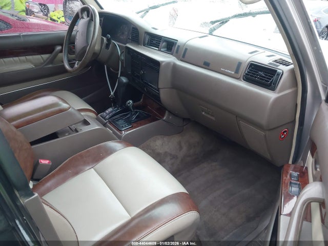 44044609 :رقم المزاد ، JT6HJ88J4T0148241 vin ، 1996 Lexus Lx 450 مزاد بيع