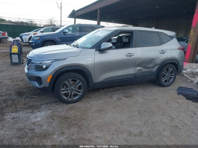 2023 KIA SELTOS KNDEPCAA1P7386407 Photo 1
