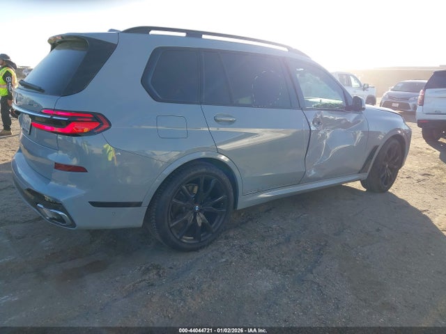 5UX23EM00R9V56310 BMW X7 Xdrive40i