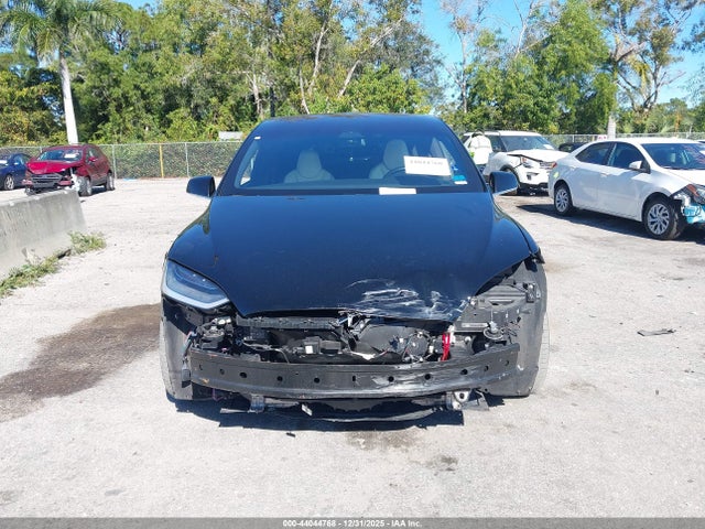 Tesla Model X 100d/75d/long Range 2019 5YJXCAE21KF187131 Image 13