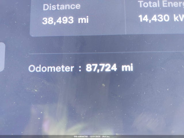 Tesla Model X 100d/75d/long Range 2019 5YJXCAE21KF187131 Image 16