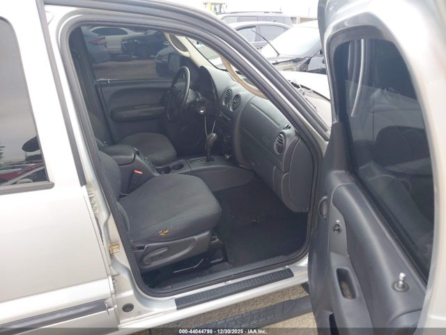 2003 JEEP LIBERTY 1J4GK48K23W632094 Photo 4