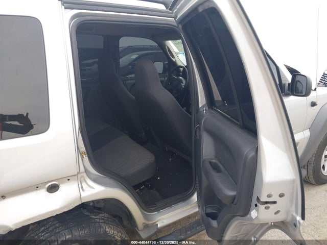 2003 JEEP LIBERTY 1J4GK48K23W632094 Photo 7