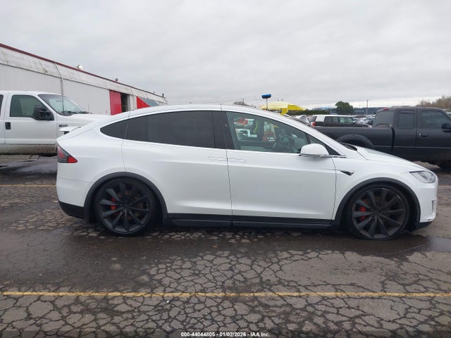 44044805 :رقم المزاد ، 5YJXCBE45JF104807 vin ، 2018 Tesla Model X 100d/75d/p100d مزاد بيع