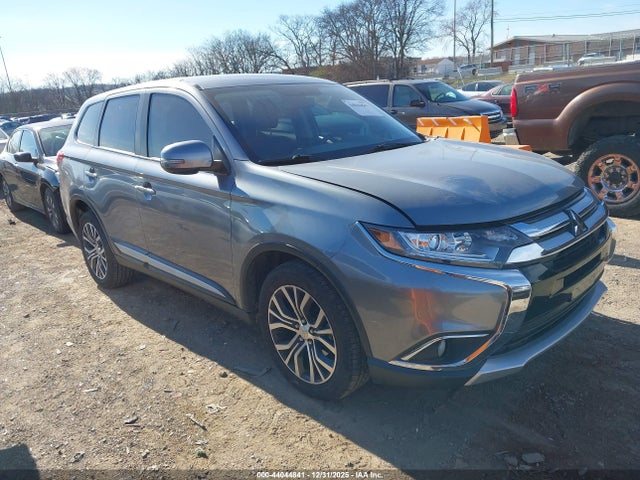 2018 MITSUBISHI OUTLANDER JA4AZ3A34JZ042571 Photo 0