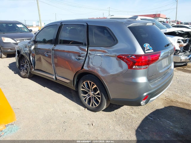 2018 MITSUBISHI OUTLANDER JA4AZ3A34JZ042571 Photo 2