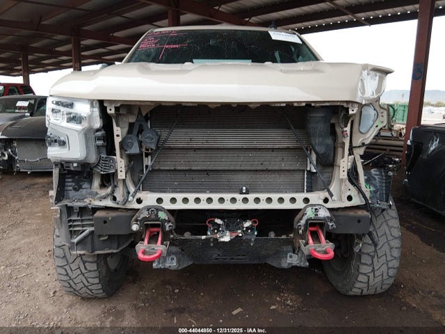 3GCUDFEL6NG672899 Chevrolet Silverado 1500 4wd Short Bed Lt Trail Boss
