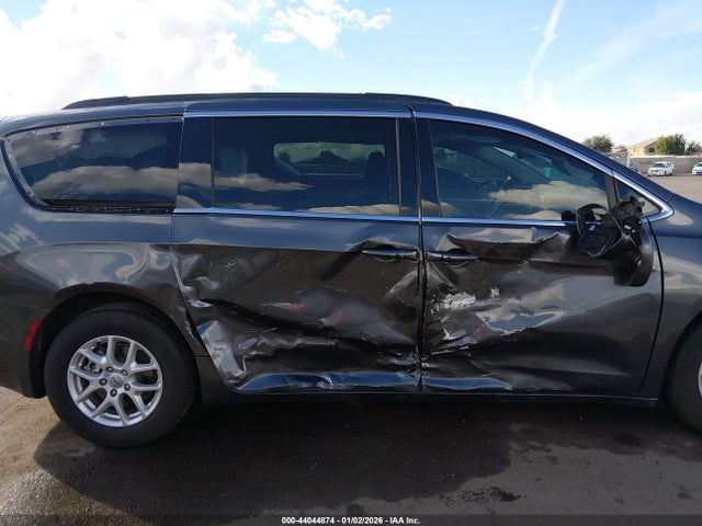 Chrysler Pacifica Touring L 2022 2C4RC1BG1NR150193 Image 18