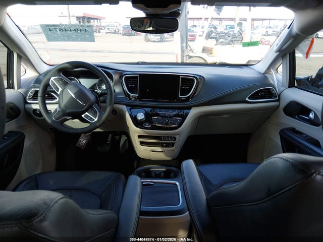 Chrysler Pacifica Touring L 2022 2C4RC1BG1NR150193 Image 5