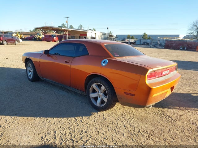 2011 DODGE CHALLENGER 2B3CJ4DG7BH565676 Photo 2