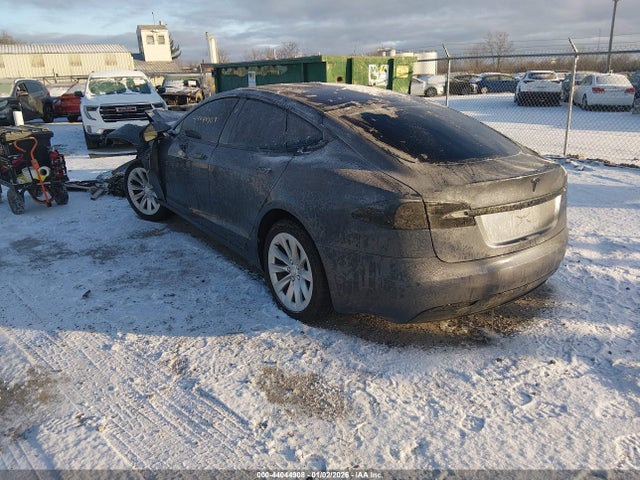 2017 TESLA MODEL S 5YJSA1E29HF199200 Photo 2