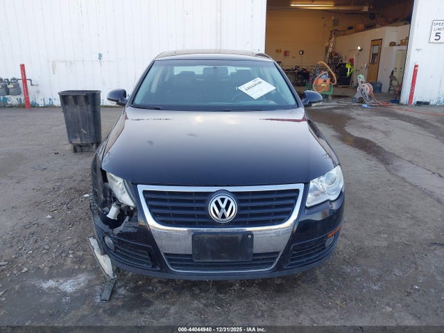 2010 Volkswagen Passat Komfort მანქანა იყიდება აუქციონზე, vin: WVWJK7AN9AE097902, აუქციონის ნომერი: 44044940