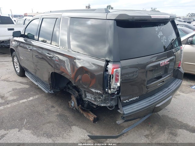 1GKS1AKC1KR153637 GMC YUKON SLE
