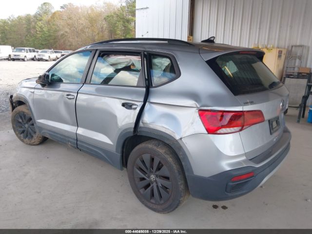 2022 VOLKSWAGEN TAOS 3VVMX7B2XNM035591 Photo 2