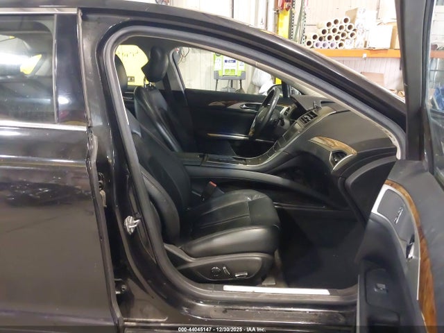 3LN6L2J99FR600899 Lincoln MKZ