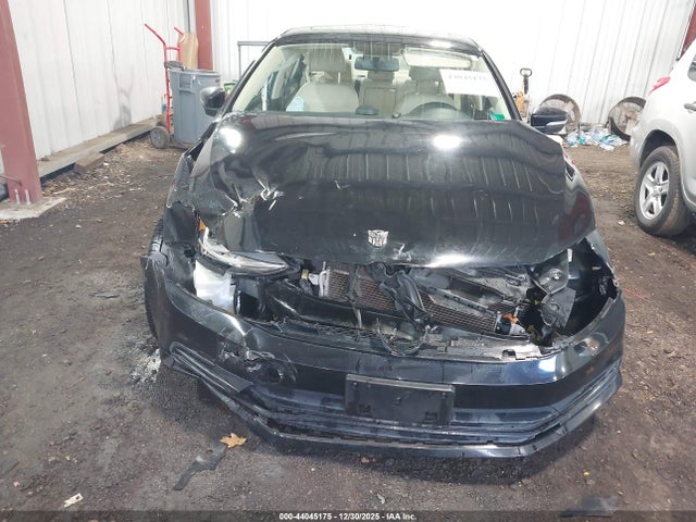 Продажа на аукционе авто 2017 Volkswagen Jetta 1.4t Se, vin: 3VWDB7AJ8HM208211, номер лота: 44045175