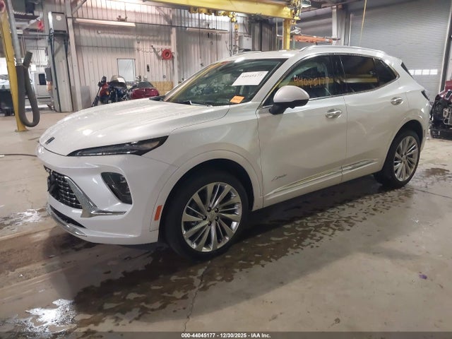 Buick Envision Avenir Awd 2025 LRBFZME49SD004982 Image 2
