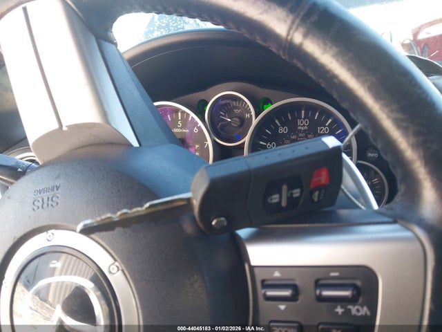 44045183 :رقم المزاد ، JM1NC2FF9A0208934 vin ، 2010 Mazda Mx-5 Miata Touring مزاد بيع