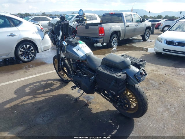 2016 HARLEY-DAVIDSON FXDB 1HD1GXM35GC310374 Photo 2