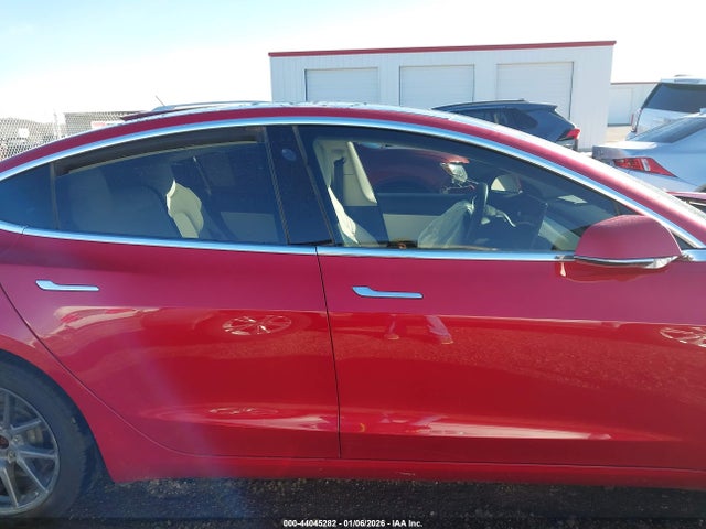 44045282 :رقم المزاد ، 5YJ3E1EA2LF615032 vin ، 2020 Tesla Model 3 Standard Range Plus Rear-wheel Drive/standard Range Rear-wheel Drive مزاد بيع