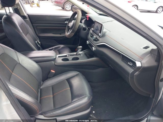 2019 NISSAN ALTIMA 1N4BL4CV3KN329043 Photo 4