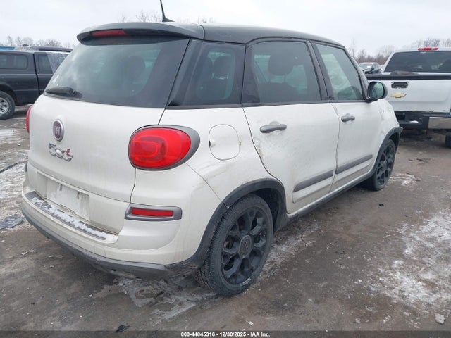 2018 FIAT 500L ZFBCFADH5JZ041547 Photo 3