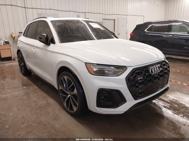 2021 AUDI SQ5 WA1B4AFY7M2009315