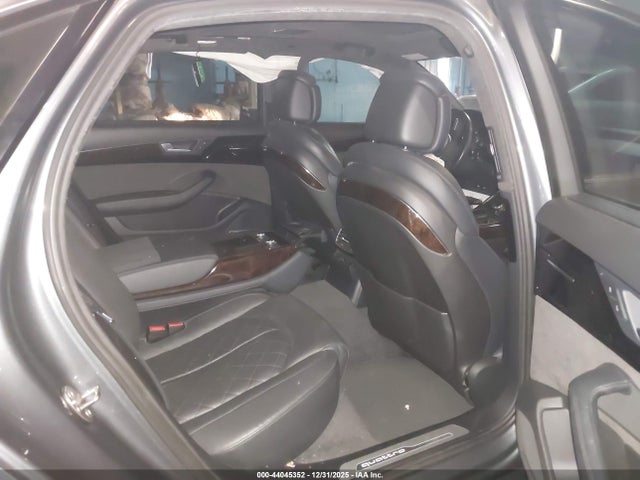 2017 AUDI A8 L WAU43AFD1HN021248 Photo 7