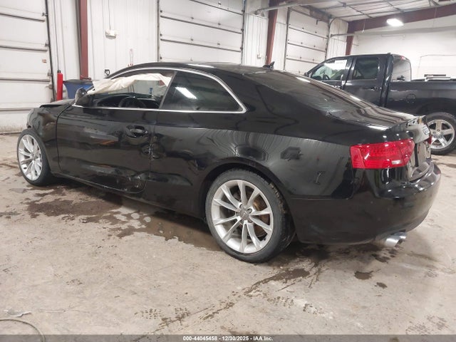 2013 AUDI A5 WAUVFAFRXDA008619 Photo 2